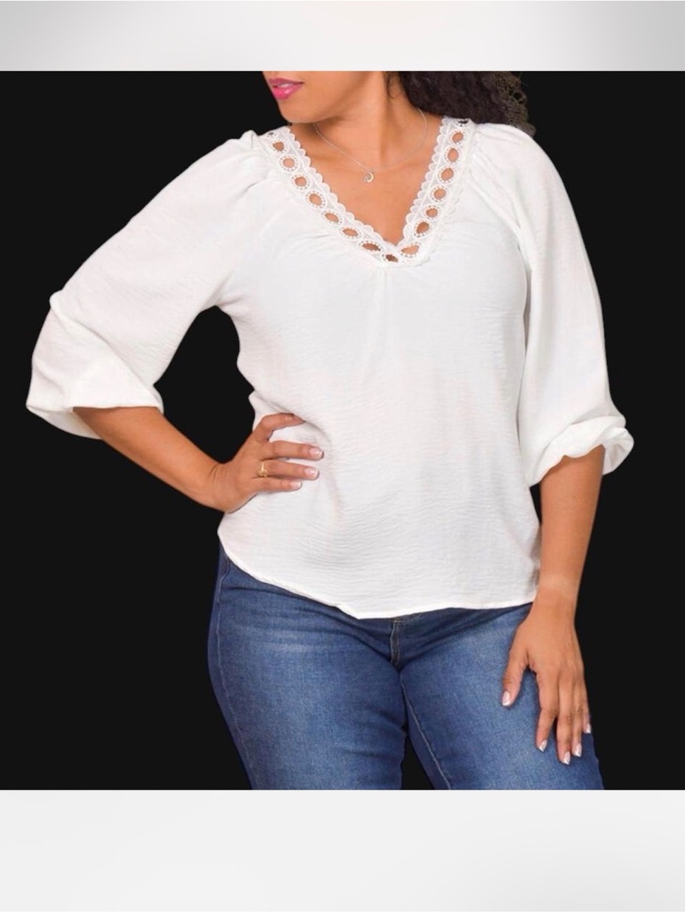 Unique Spectrum White Crochet V-Neck Balloon Sleeve Top size M